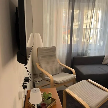 A Beautiful House In Apartament *